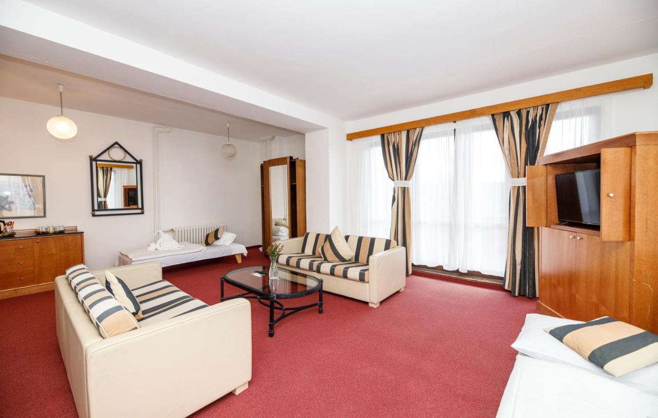 Fontana Lipno Hotell Černá v Pošumaví Eksteriør bilde
