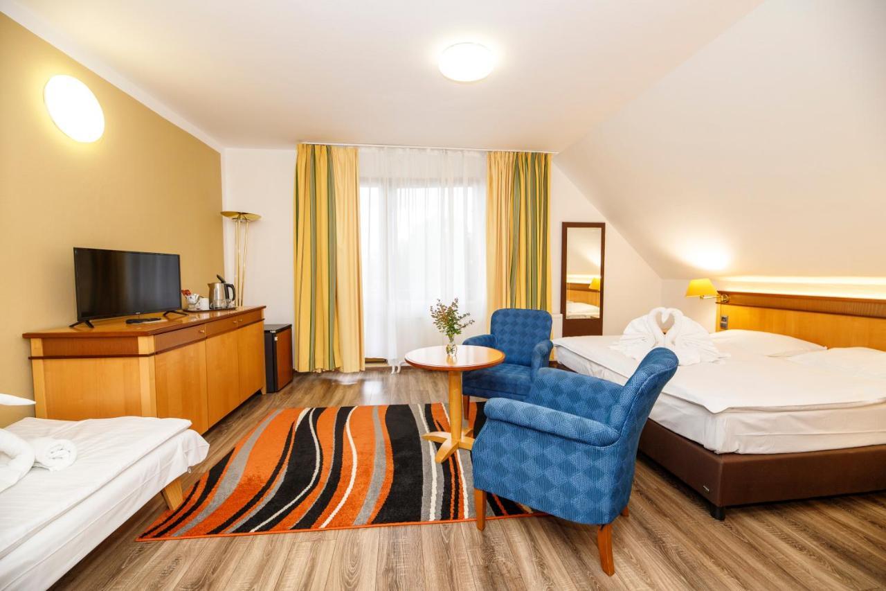 Fontana Lipno Hotell Černá v Pošumaví Eksteriør bilde